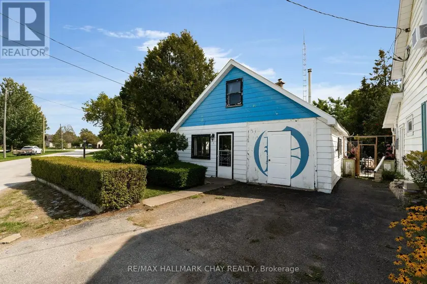 Detached at 7 CAROLINE STREET E, Clearview