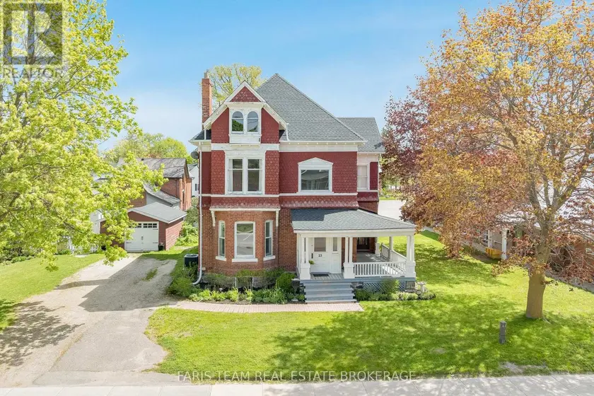 Detached at 23 YONGE STREET S, Springwater