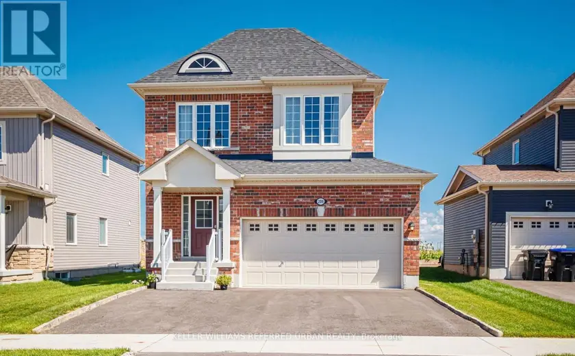 Detached at 209 BRETON STREET, Clearview