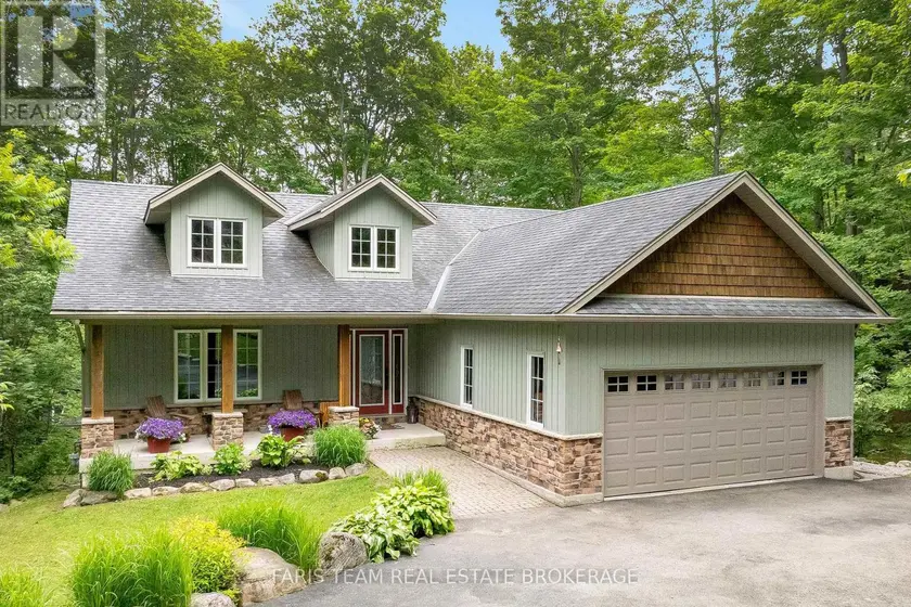 Detached at 11 SNOWSHOE TRAIL, Oro-Medonte