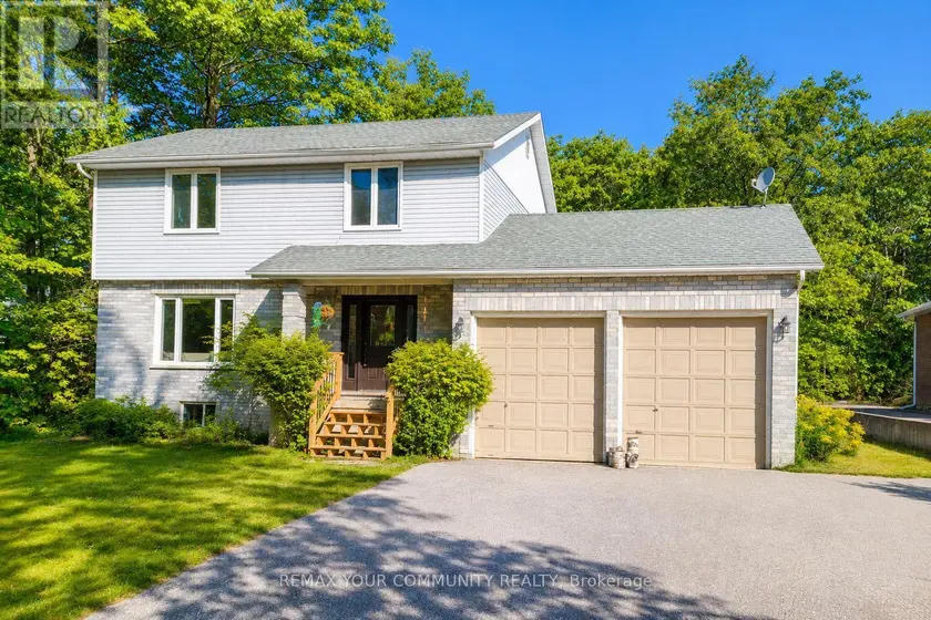 Detached at 1138 SIESTA DRIVE, Tiny