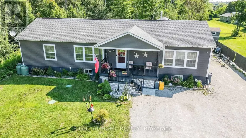 Detached at 13009 COUNTY ROAD 16 DRIVE, Tay