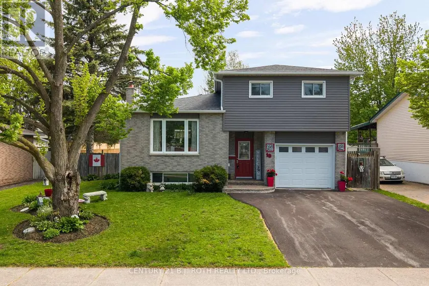 Detached at 10 ANDREA CRESCENT, Orillia