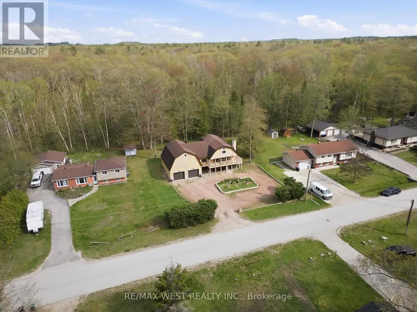 Detached at 61 ANTIGUA DRIVE, Wasaga Beach