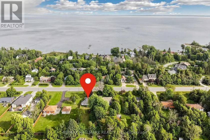 Detached at 9775 BEACHWOOD ROAD, Collingwood