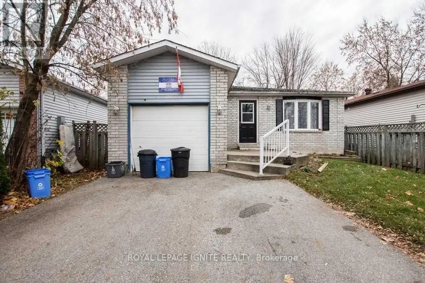Detached at ROOM# 1U - 170 HICKLING TRAIL, Barrie