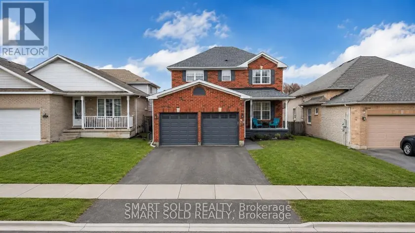 Detached at UPPER BEDROOM - 28 LEGGOTT AVENUE, Barrie