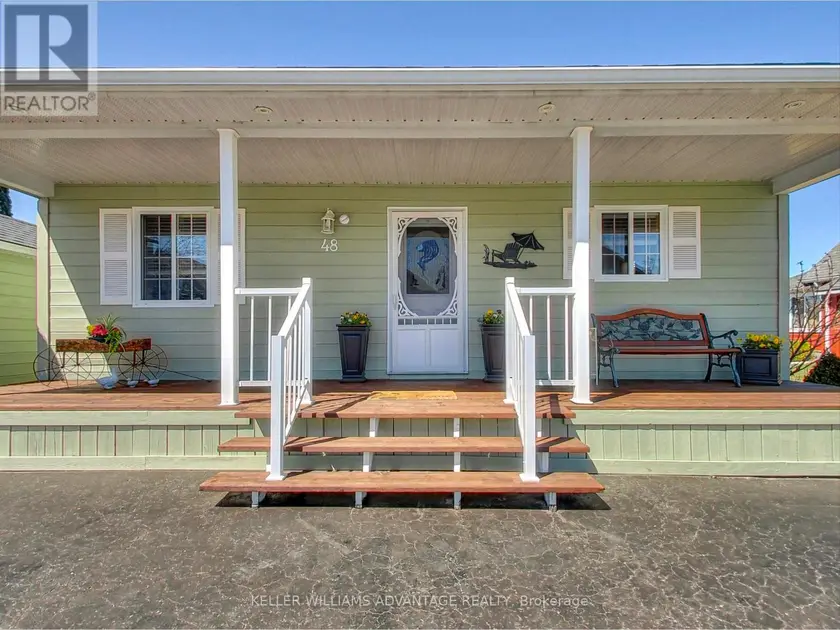 Detached at 48 MADAWASKA TRAIL, Wasaga Beach