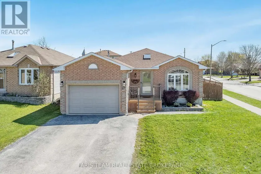 Detached at 57 WESSENGER DRIVE, Barrie