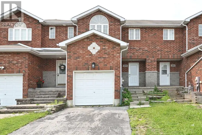 Townhouse at 233 STANLEY STREET, Barrie