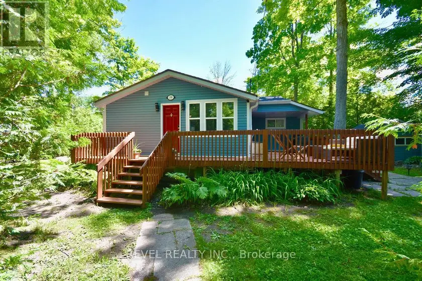 Detached at 39 DOMAR ROAD, Tiny