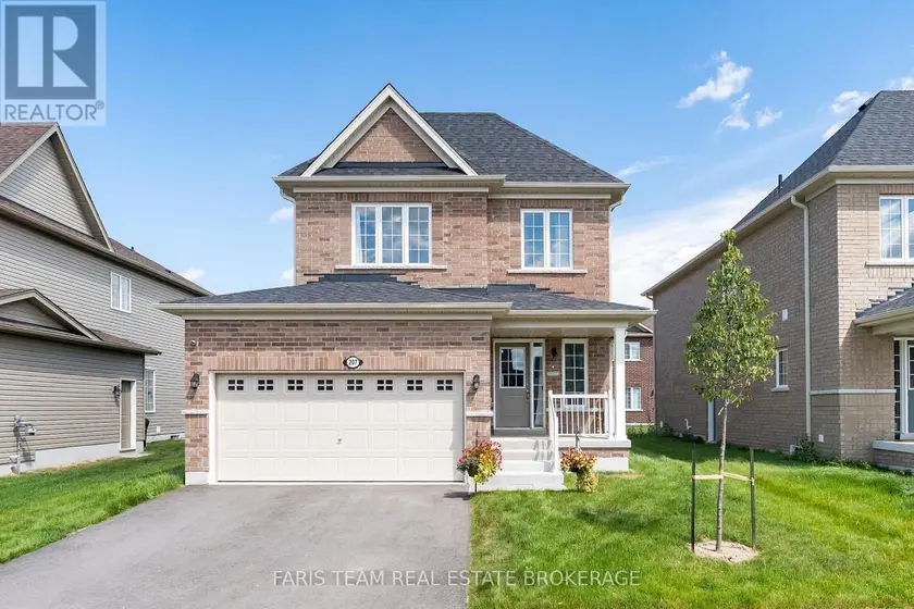 Detached at 207 CUBITT STREET, Clearview