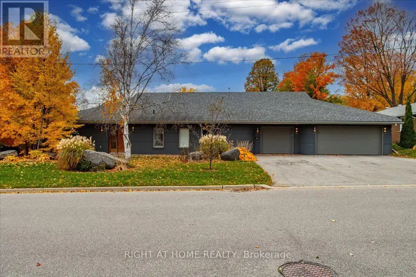 Detached at 88 COOK STREET, Barrie