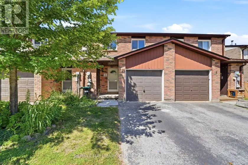 Townhouse at 6 - 52 ADELAIDE STREET, Barrie