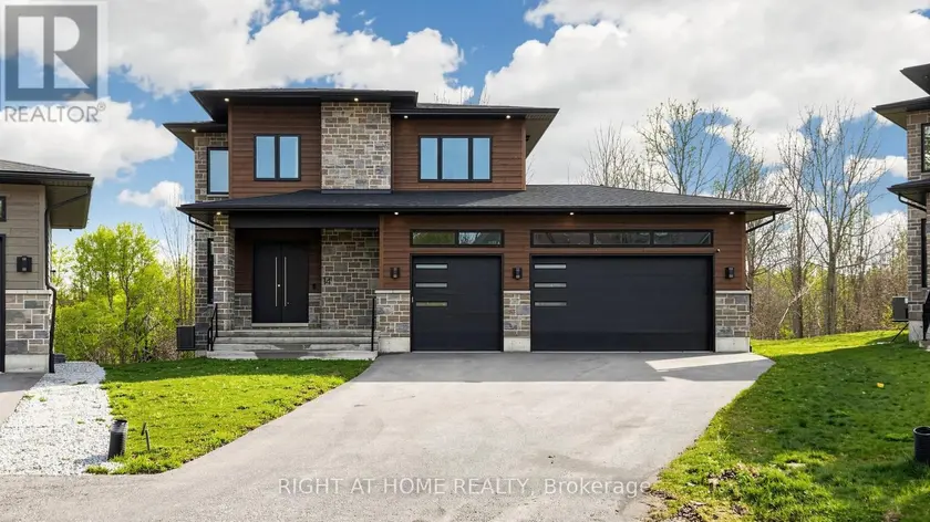 Detached at 14 DIXON COURT, Barrie