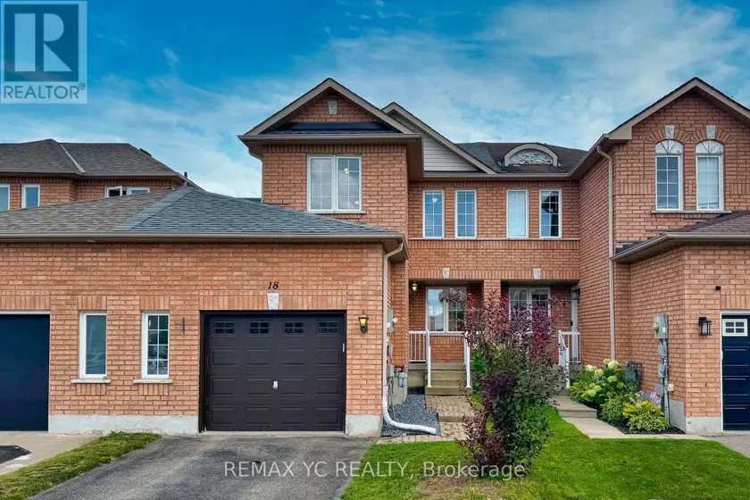 Townhouse at 18 COLEMAN DRIVE, Barrie