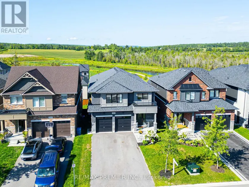 Detached at 3020 SIERRA DRIVE, Orillia