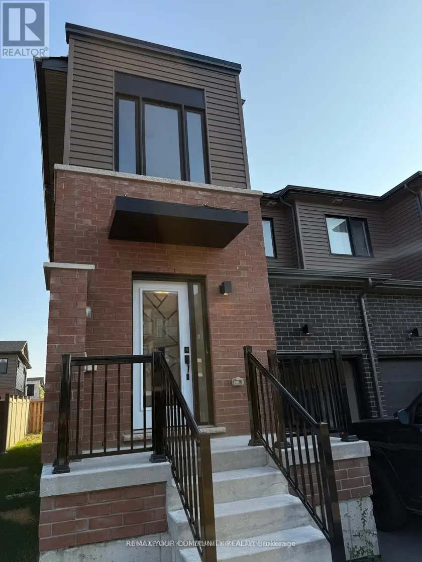 Townhouse at 141 TURNBERRY LANE, Barrie