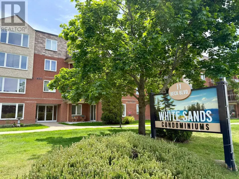 Apartment at 108 - 11 BECK BOULEVARD, Penetanguishene