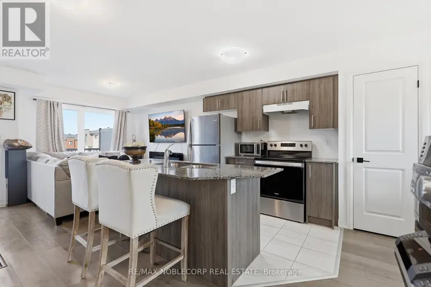 Townhouse at 51 FAIRLANE AVENUE, Barrie
