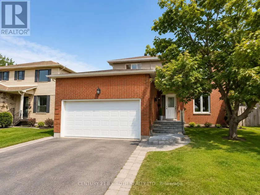 Detached at 56 LIVINGSTONE STREET W, Barrie