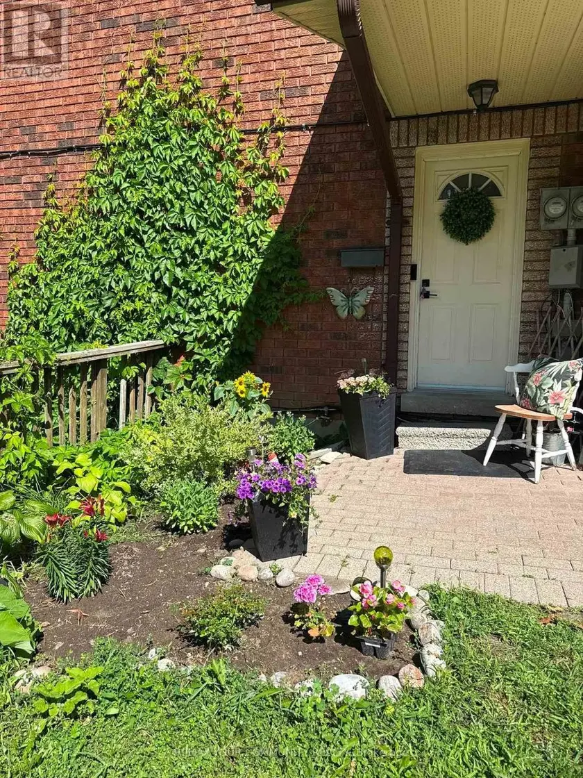 Apartment at 4 - 47 LOGGERS RUN, Barrie
