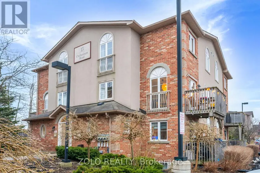Townhouse at 2 - 13 CHELTENHAM ROAD, Barrie