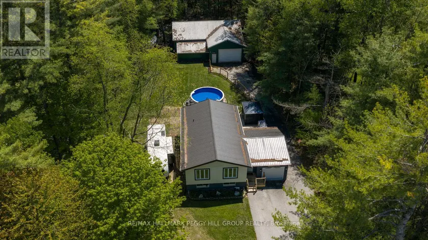 Detached at 6063 VASEY ROAD, Tay