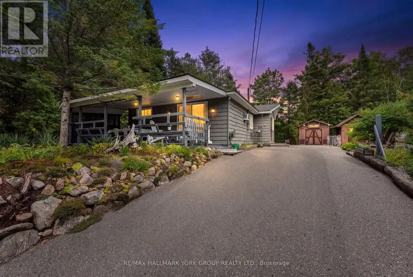Detached at 1085 RIVER ROAD E, Wasaga Beach