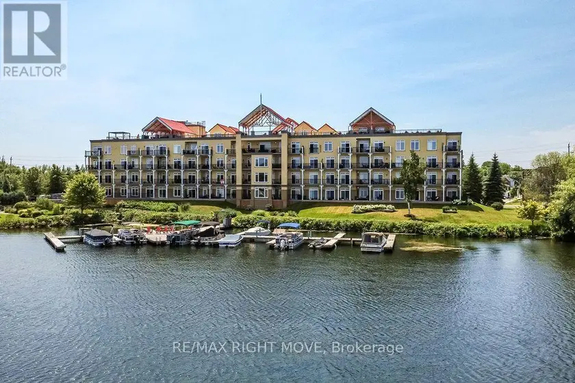 Apartment at 102 - 140 CEDAR ISLAND ROAD, Orillia
