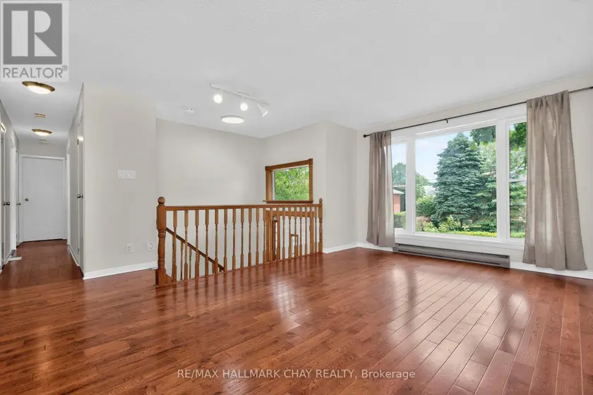 Detached at 716 DOMINION AVENUE, Midland