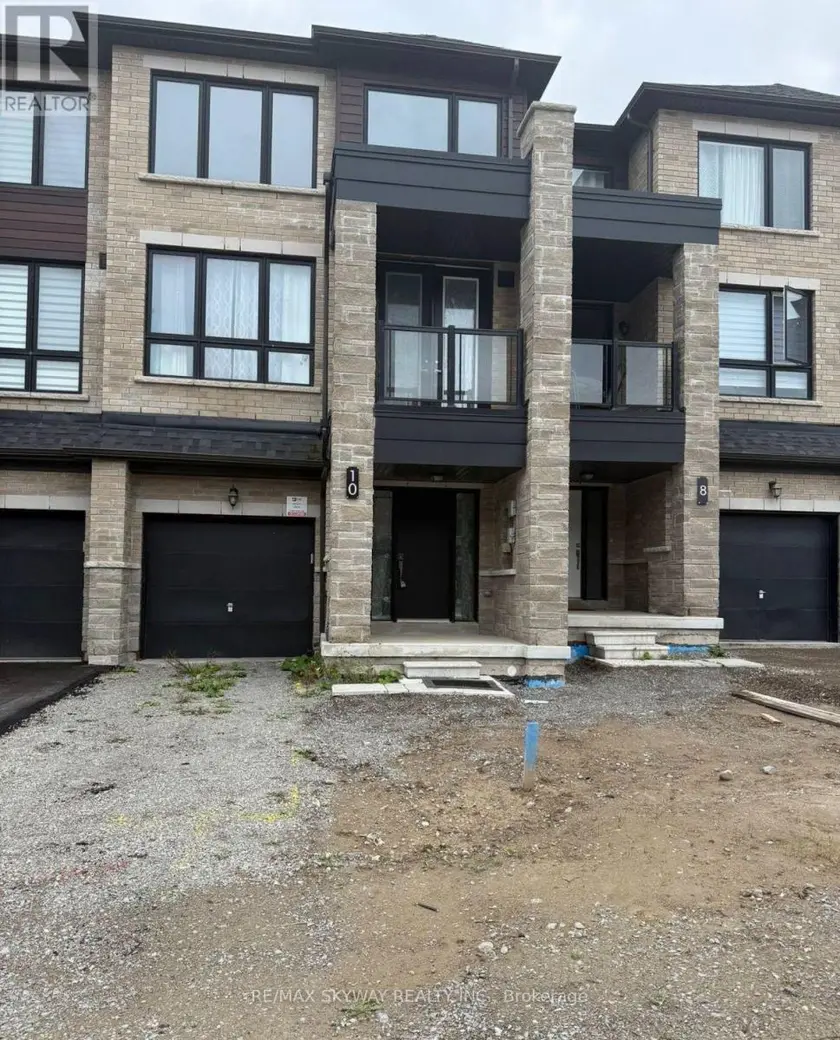 Townhouse at 10 BLUE FOREST CRESCENT, Barrie