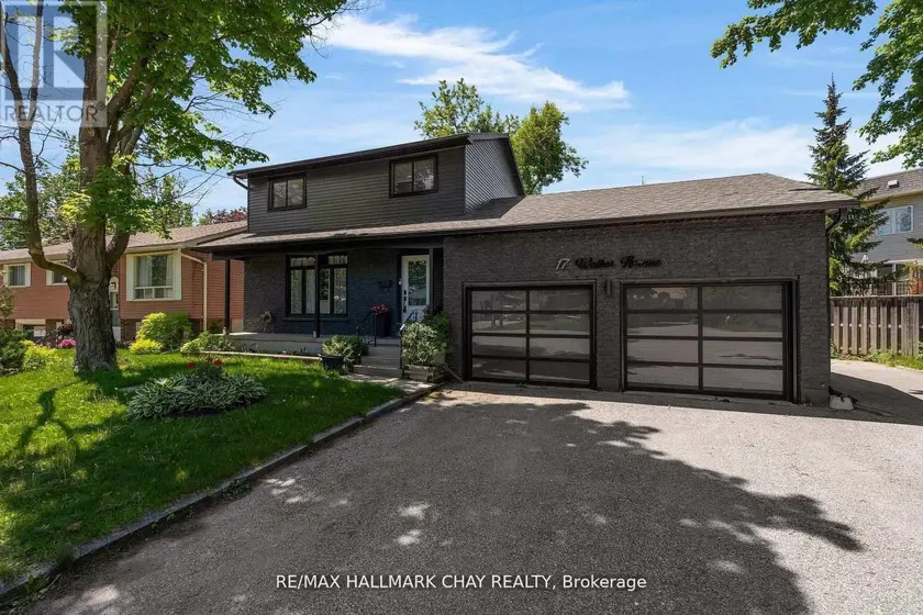 Detached at 17 WALKER AVENUE, Orillia