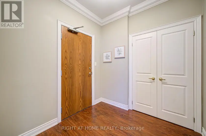 Apartment at PH06 - 37 ELLEN ST, Barrie