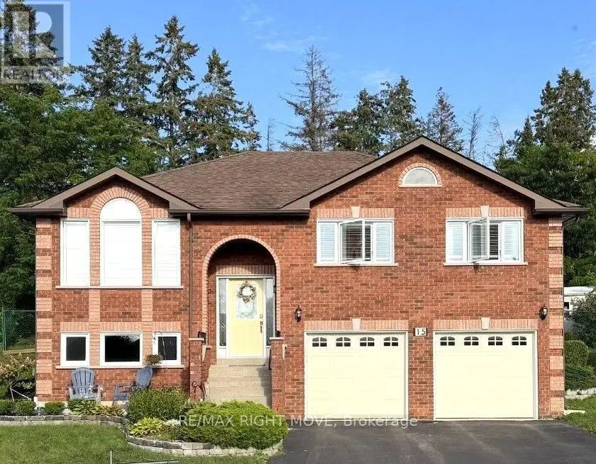 Detached at 15 WATSON COURT, Orillia