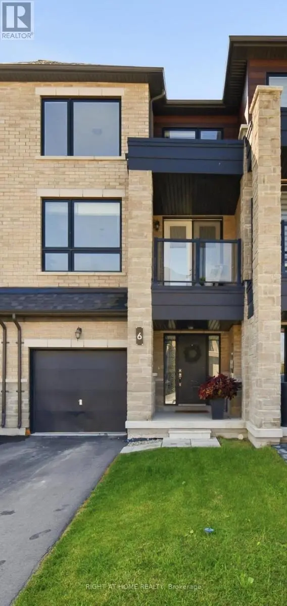 Townhouse at 6 BLUE FOREST CRESCENT, Barrie