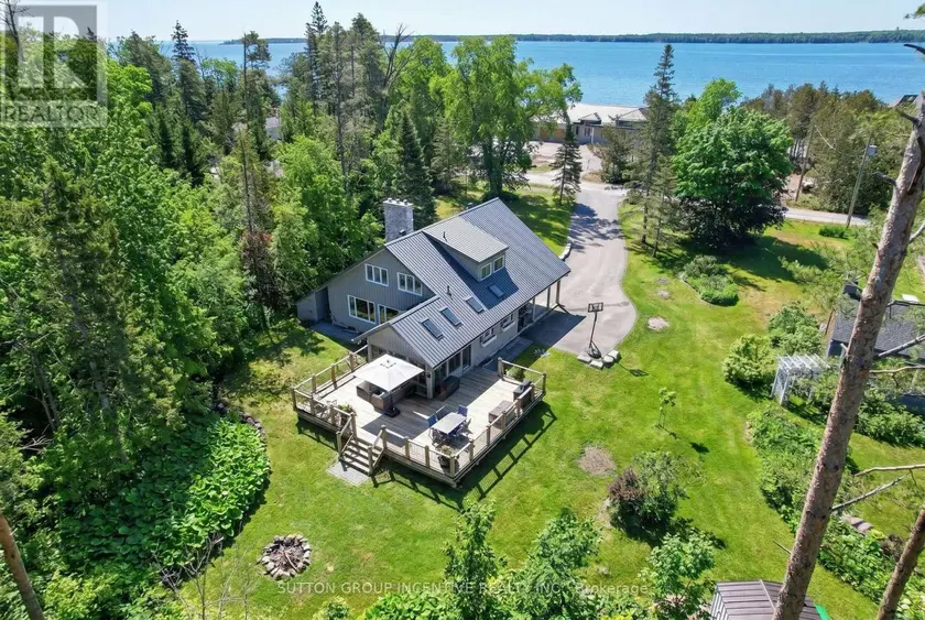 Detached at 24 BRAMBEL ROAD, Oro-Medonte