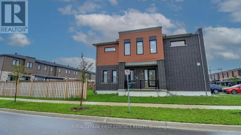Townhouse at 92 FAIRLANE AVENUE, Barrie
