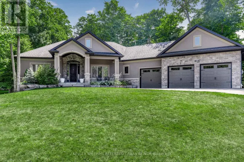Detached at 25 HERON BOULEVARD, Springwater