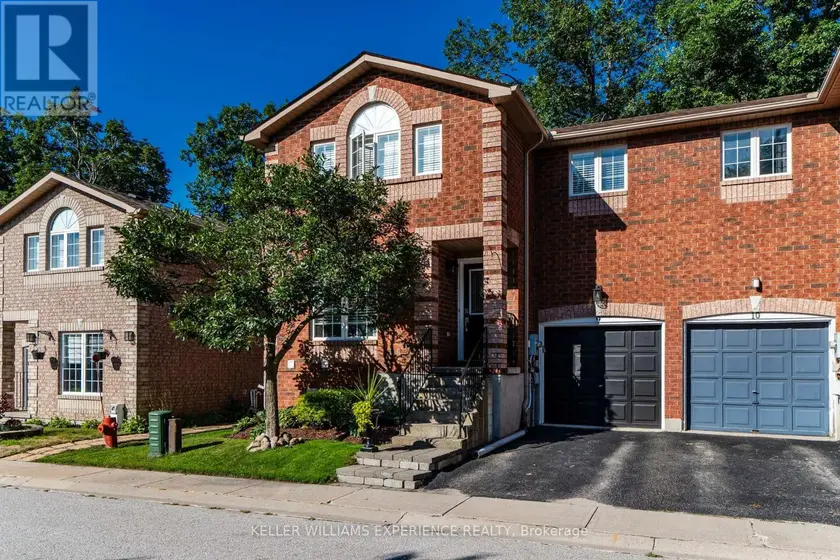 Townhouse at 9 - 38 KENWELL CRESCENT, Barrie