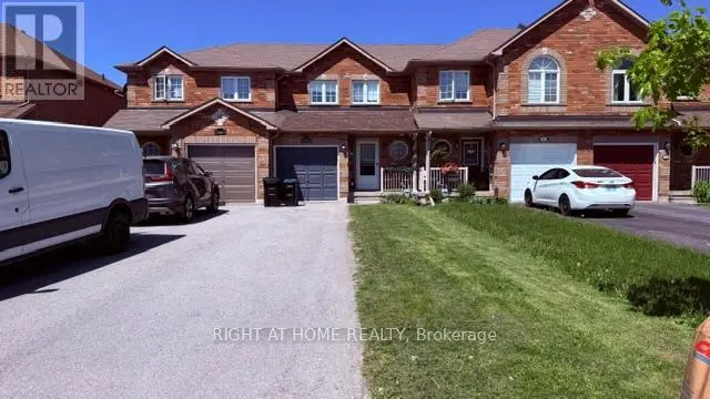 Townhouse at 140 SYDENHAM WELLS ROAD, Barrie