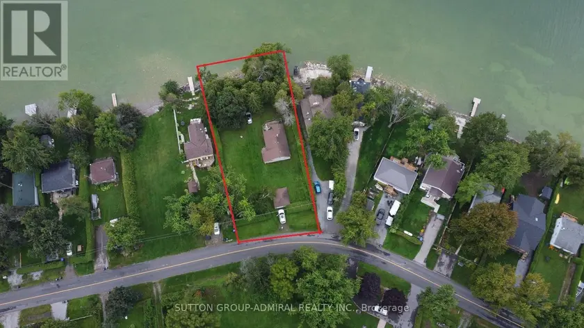 Detached at 2392 LAKESHORE DRIVE, Ramara
