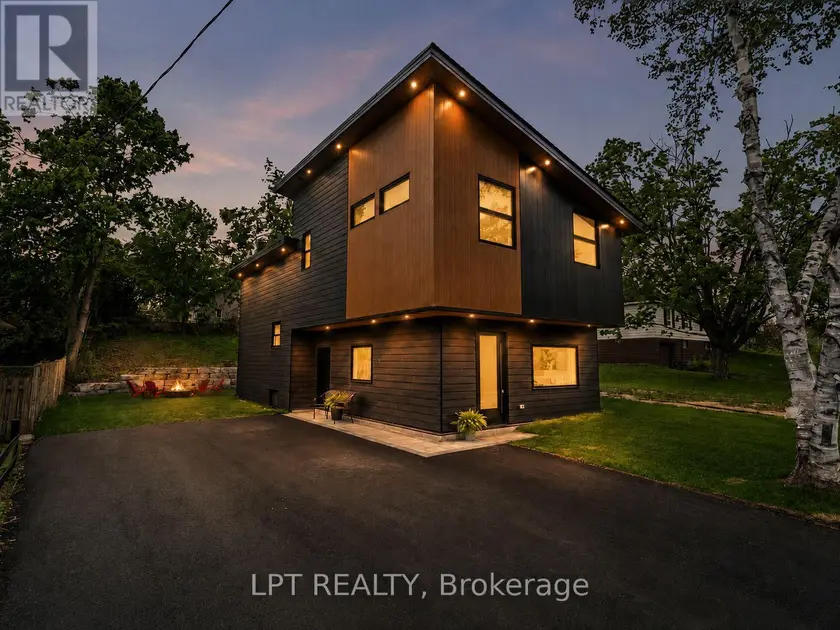 Detached at 168 BERCZY STREET, Barrie