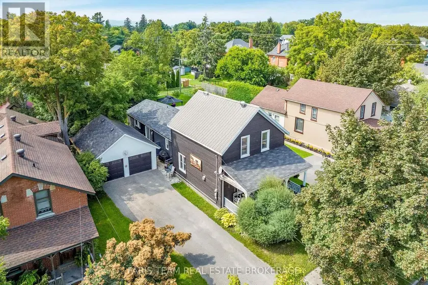 Detached at 108 BEECH STREET, Collingwood