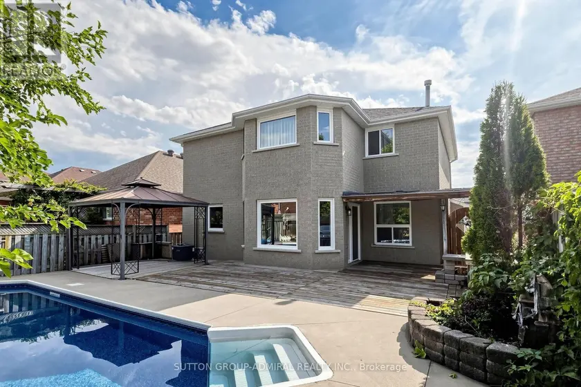Detached at 38 FELT CRESCENT, Barrie