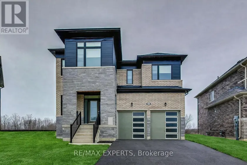 Detached at 62 SEASON CRESCENT, Wasaga Beach