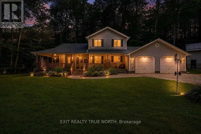 Detached at 3889 BASELINE ROAD, Springwater