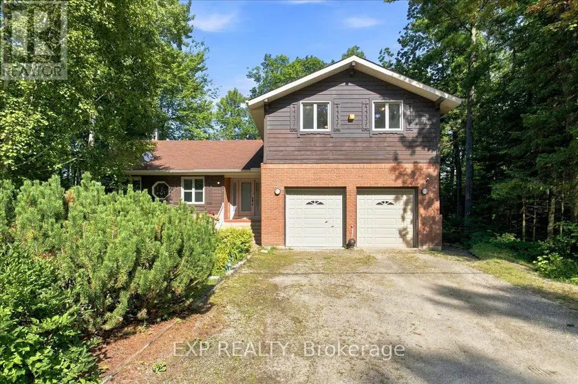 Detached at 20 PINESHORE CRESCENT, Tiny