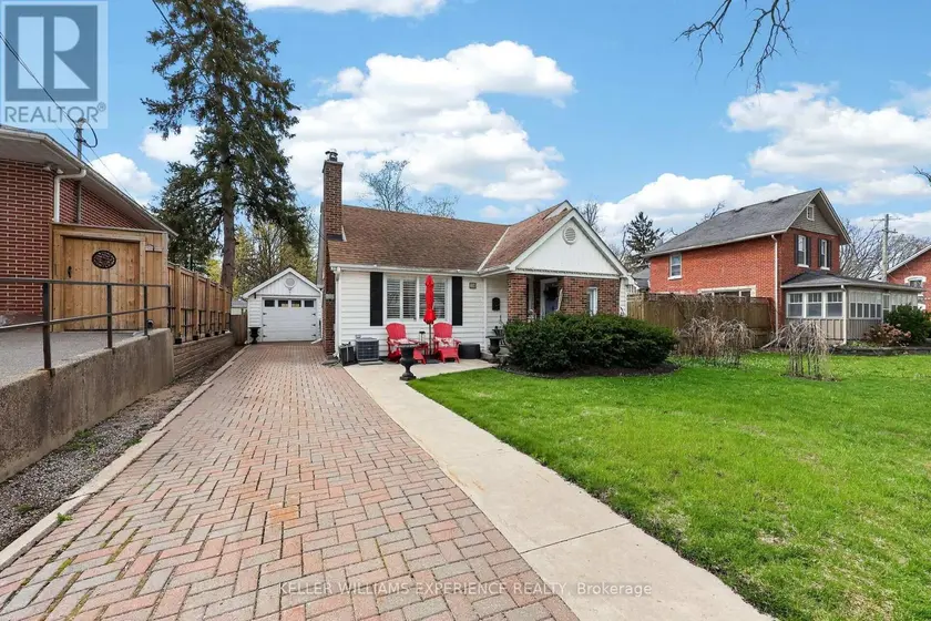 Detached at 79 PENETANG STREET, Barrie