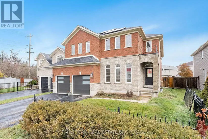 Detached at 3 PRINCE WILLIAM WAY, Barrie